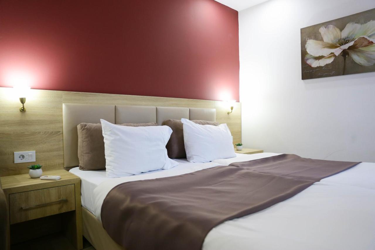 La Hacienda Hotel Ulcinj Buitenkant foto