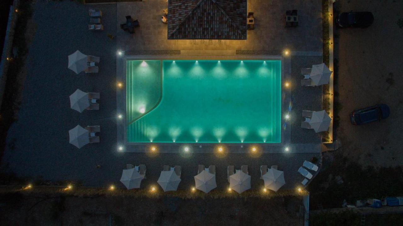La Hacienda Hotel Ulcinj Buitenkant foto