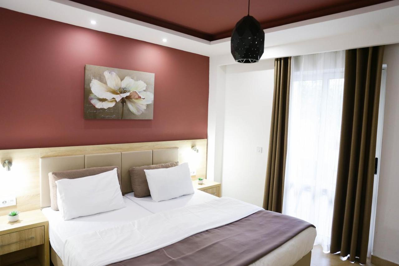 La Hacienda Hotel Ulcinj Buitenkant foto