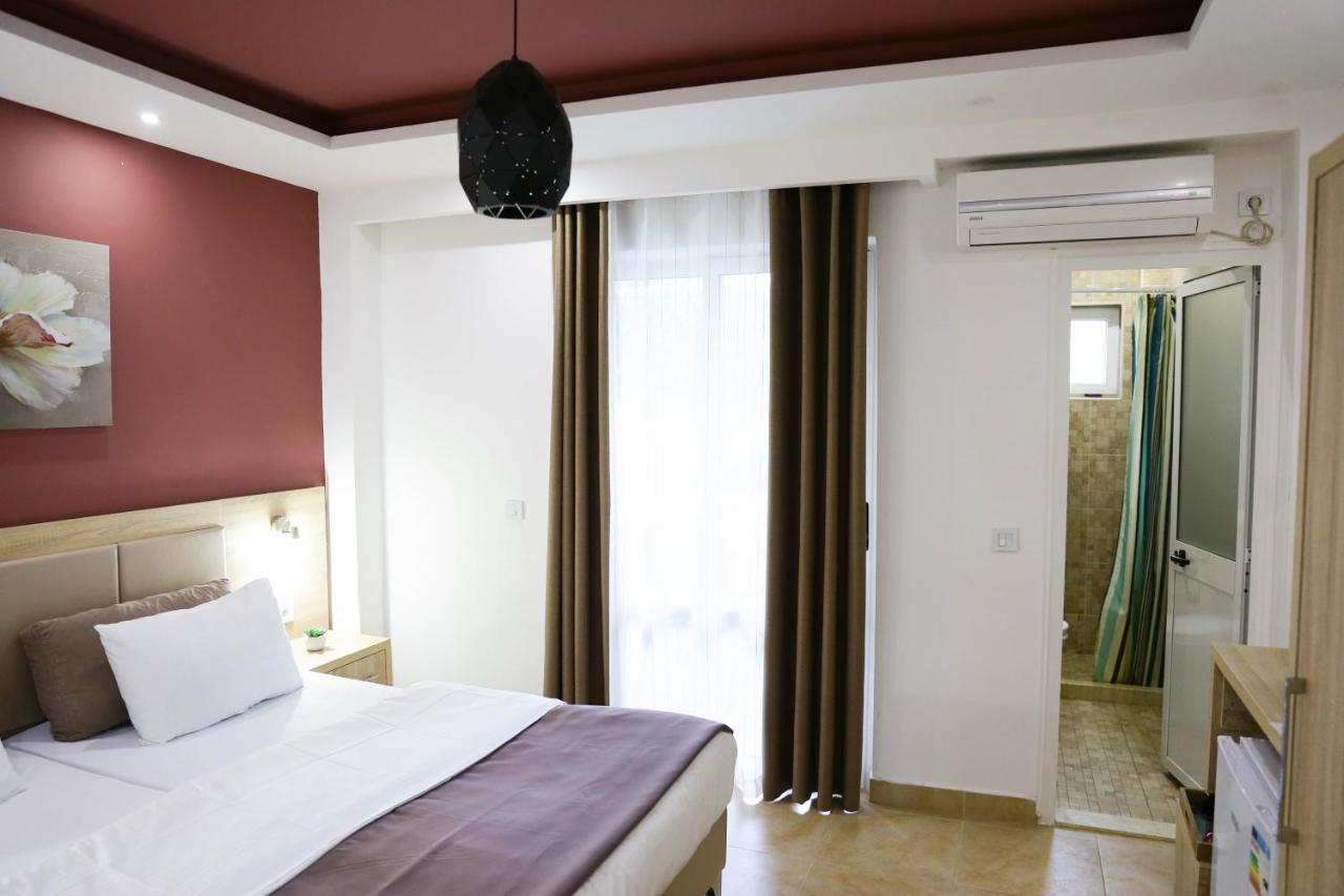 La Hacienda Hotel Ulcinj Buitenkant foto