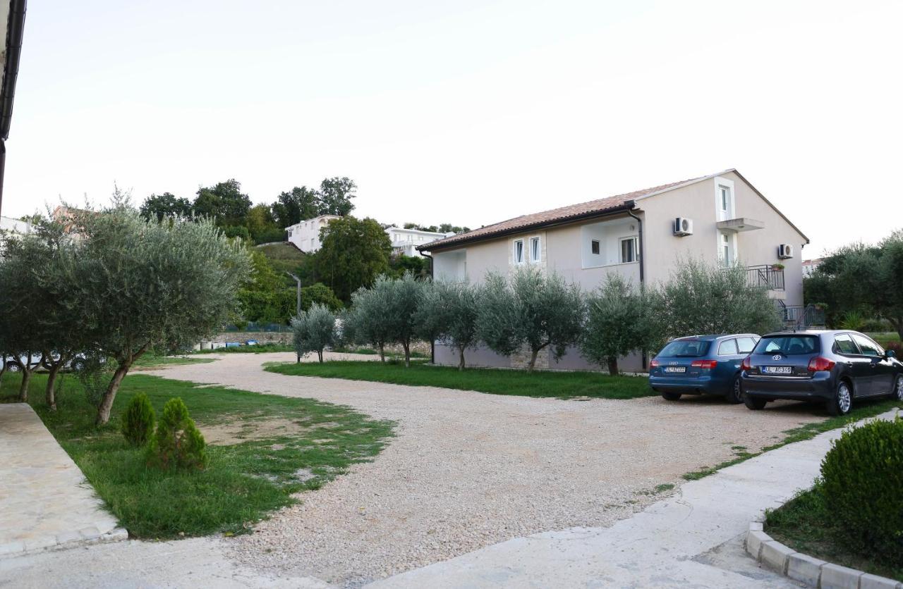La Hacienda Hotel Ulcinj Buitenkant foto
