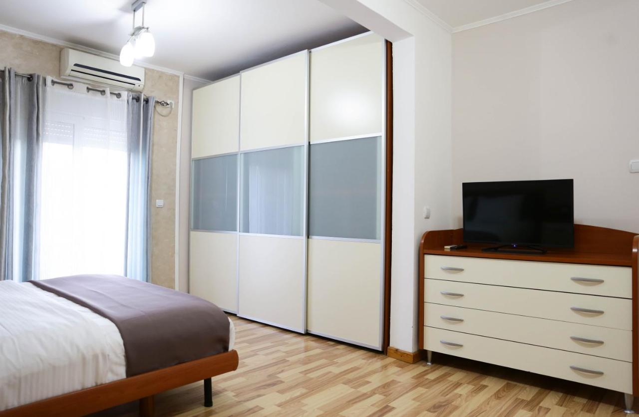 La Hacienda Hotel Ulcinj Buitenkant foto