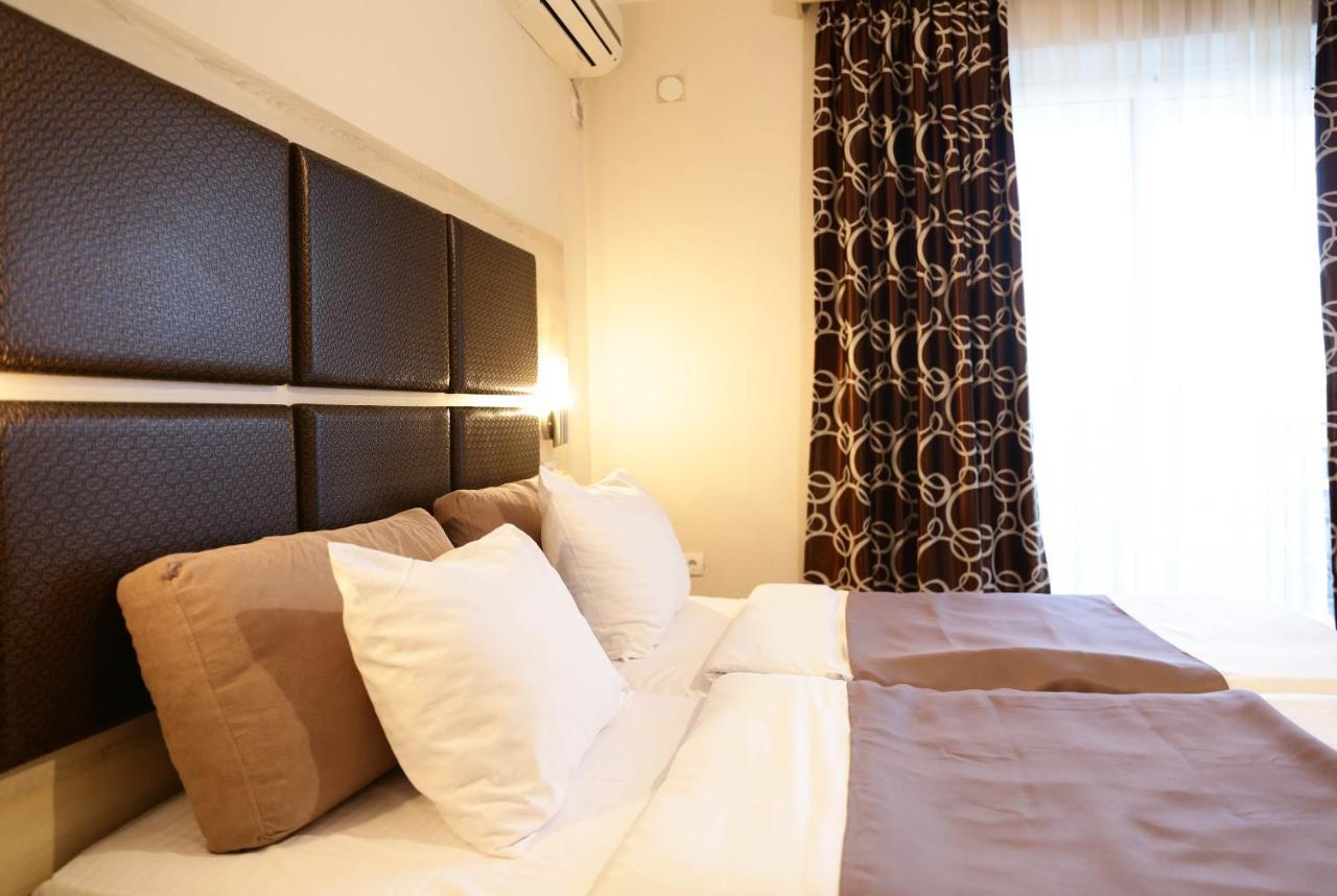 La Hacienda Hotel Ulcinj Buitenkant foto