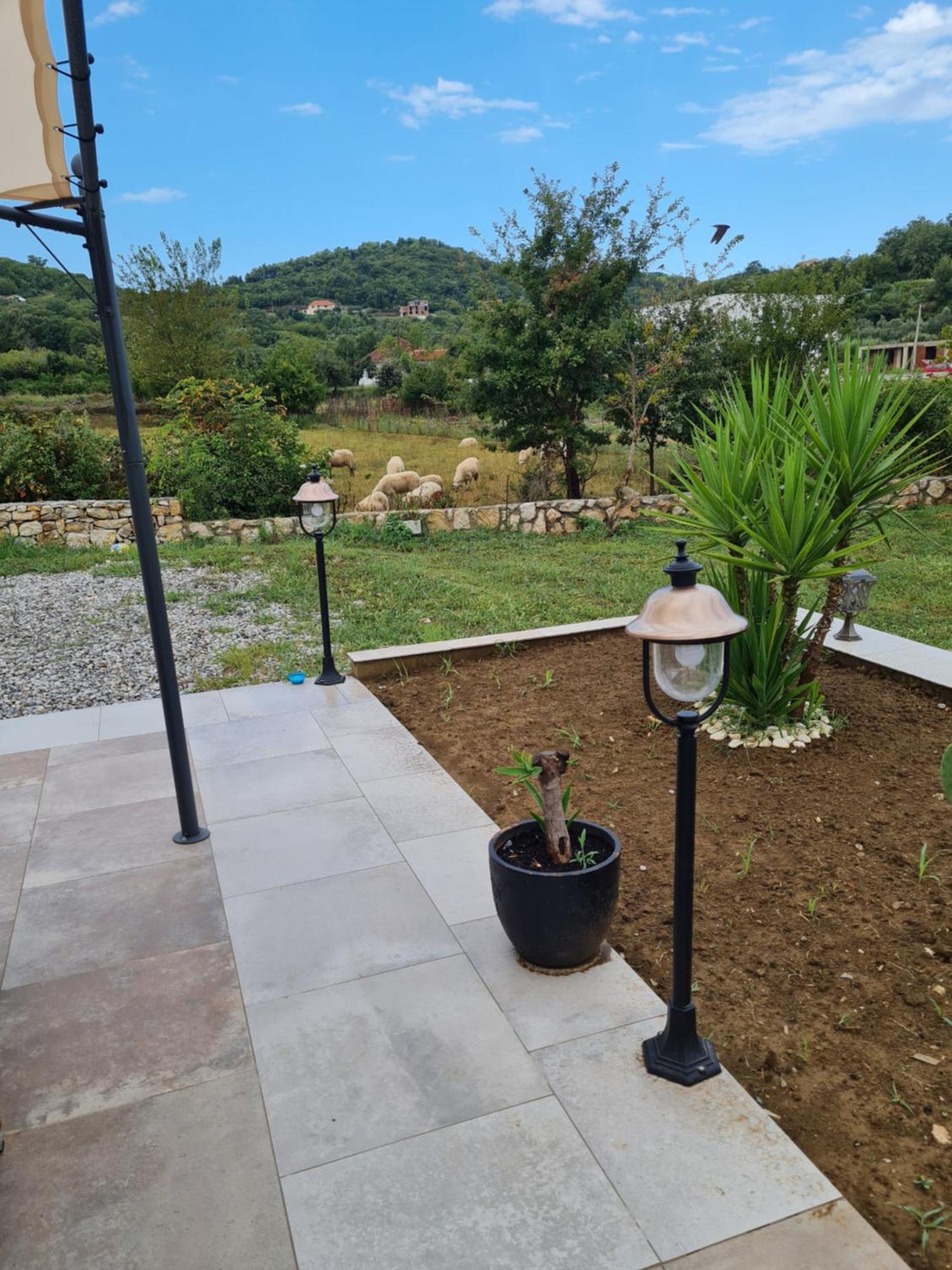 La Hacienda Hotel Ulcinj Buitenkant foto