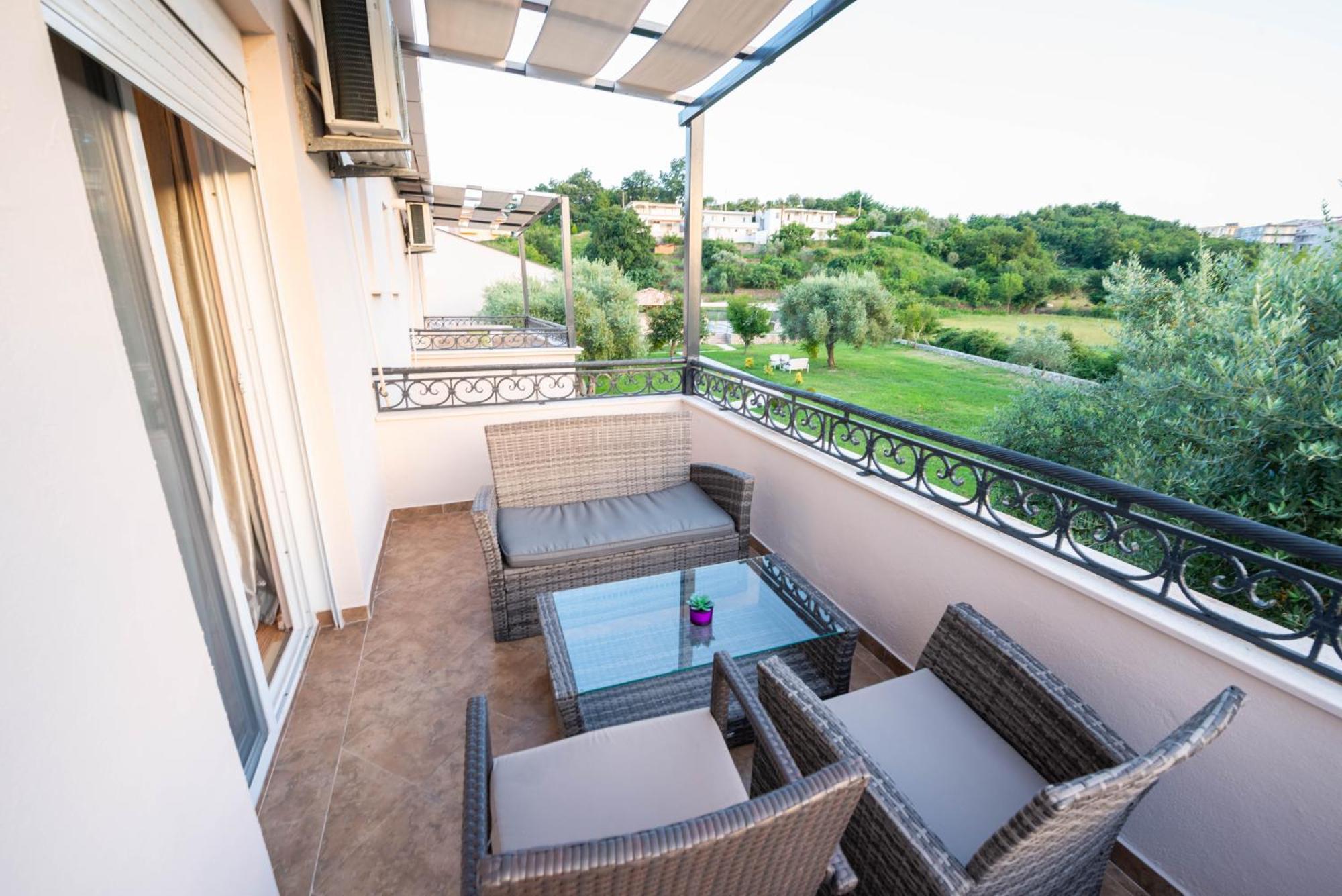 La Hacienda Hotel Ulcinj Buitenkant foto